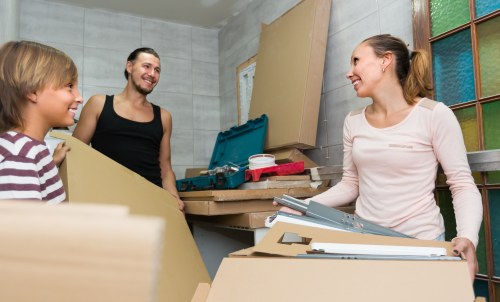 Local removal team planning a home move in Roehampton