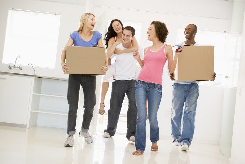 Local storage options for homes and businesses in Roehampton
