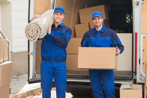 Local packing materials for a move in Roehampton