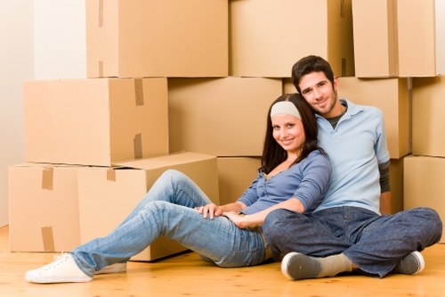 Local moving team handling urgent household removals in Roehampton