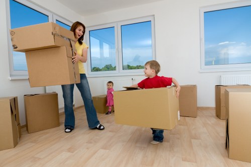 Roehampton moving truck service handling access and parking challenges